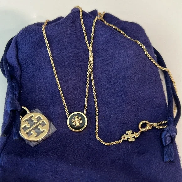 Tory Burch Necklace! - Picture 4 of 16